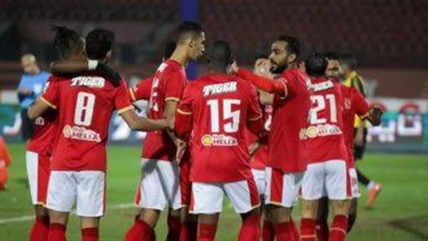 البنك الأهلي يرغم الاهلي علي التعادل ويمنح الزمالك فرصة القمة