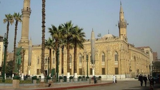 نقل شعائر صلاة الجمعه بـ مسجد الحسين